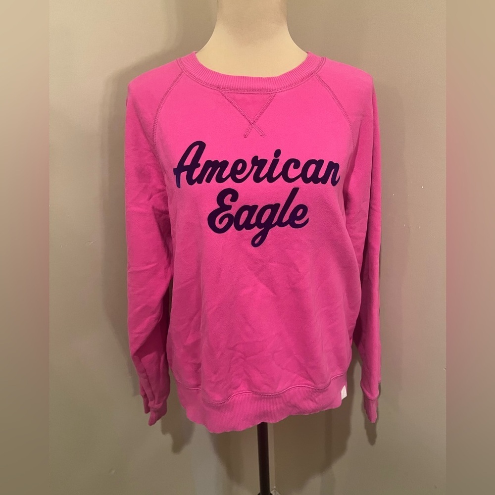 American Eagle Fuchsia Crew Neck Sweatshirt, size Medium